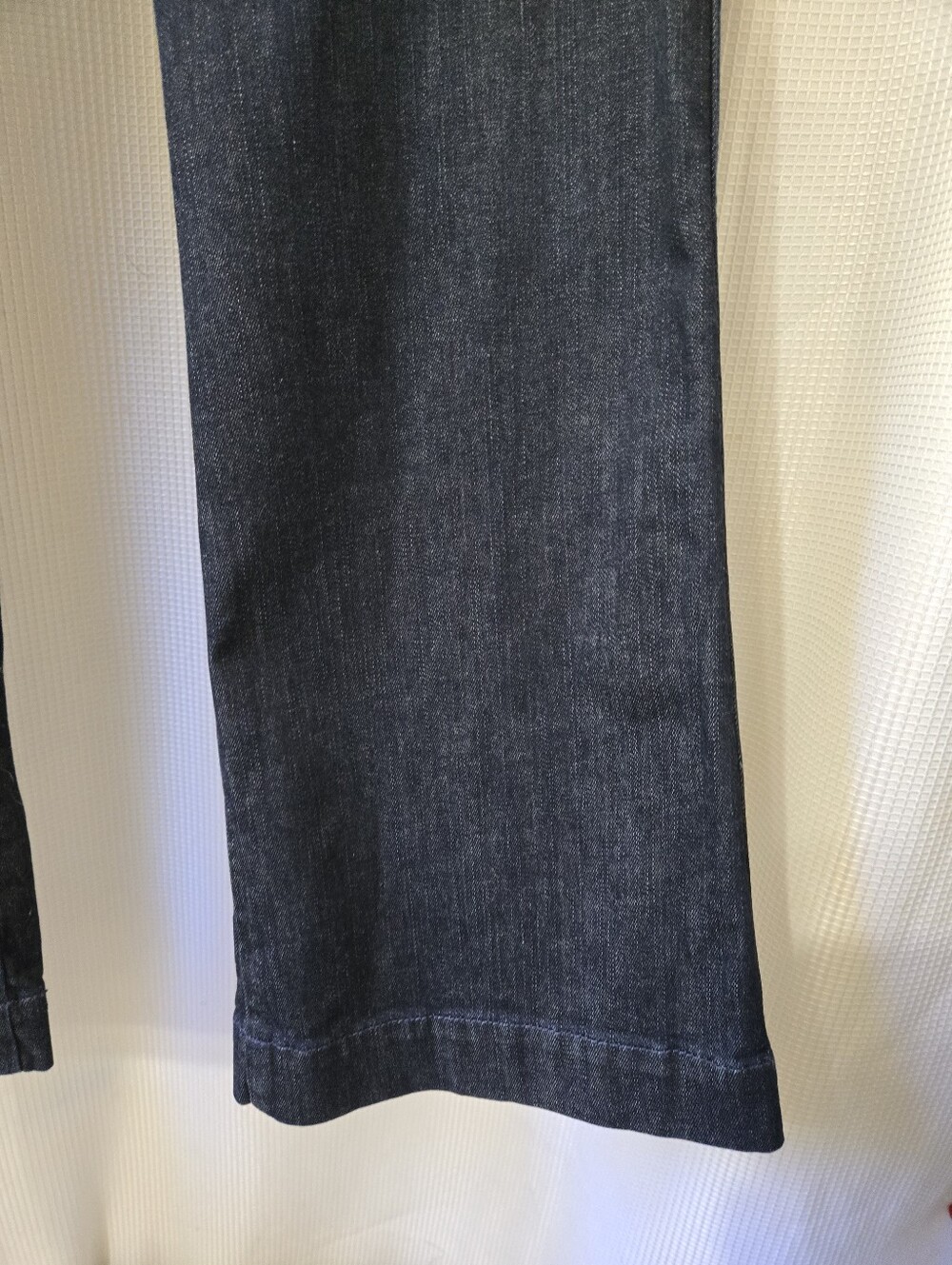 Classic Women's Dark Wash Flared Jeans - - Picture 3 of 7